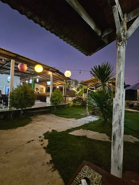 Dmas yummy warung &grill