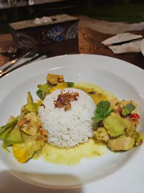 Dmas yummy warung &grill