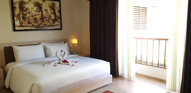 d'Nusa Beach Club and Resort