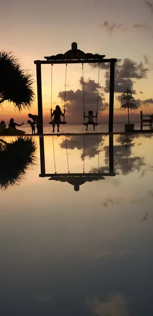 d'Nusa Beach Club and Resort