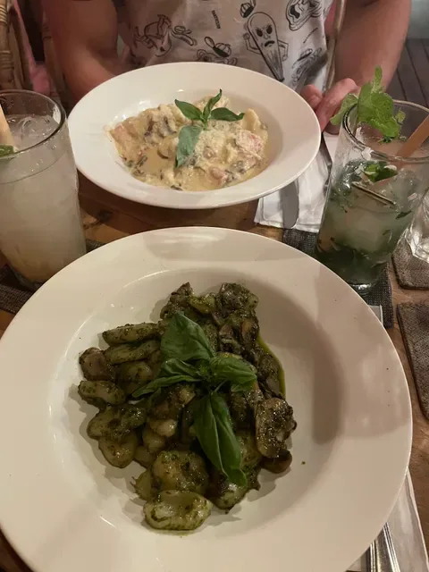 Father Field Bistro