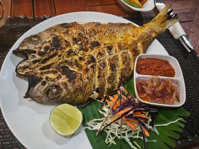 G_Pan Corner Bar and Grill Lembongan