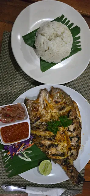 G_Pan Corner Bar and Grill Lembongan
