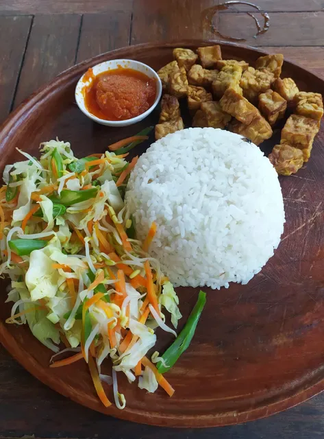Green Garden Restaurant and Bungalows