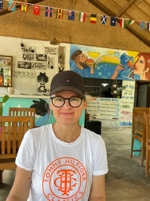 Holy penida restoran n bar