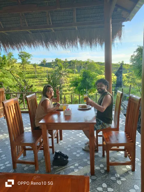 Indah Resto And Bar(Eco-tourist dreamstay Resto)