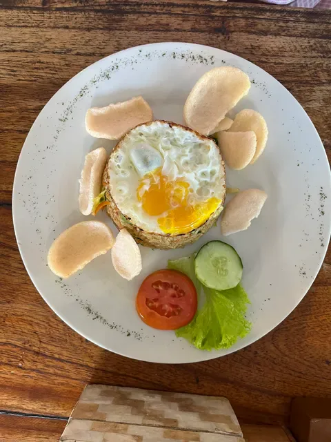 Indi Warung Lembongan Bar & Grill