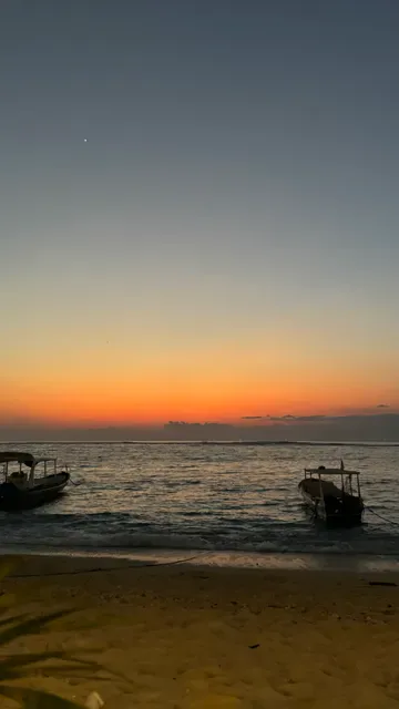 Indiana Kenanga, lembongan