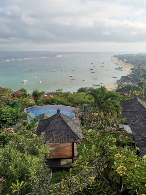 JResto Lembongan