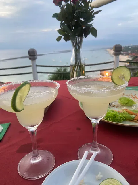 JResto Lembongan