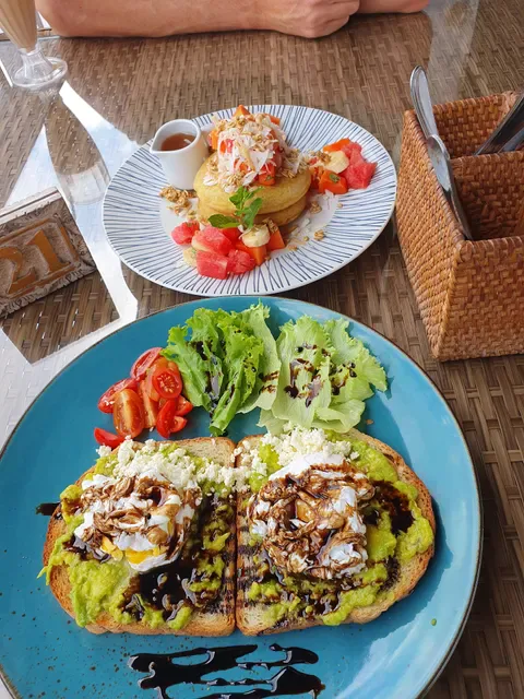 JResto Lembongan