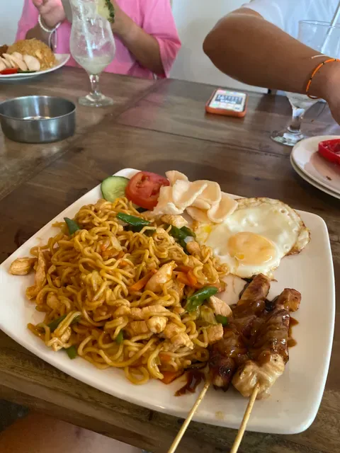 K, Jendra Bar & Warung