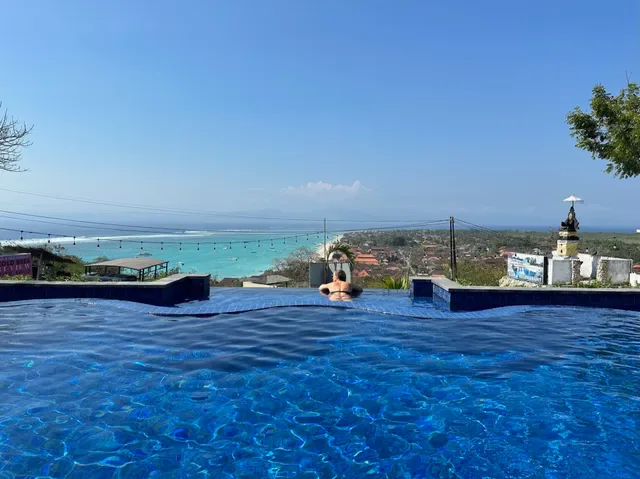 Karana Nusa Lembongan, Pool - Bar - Dining