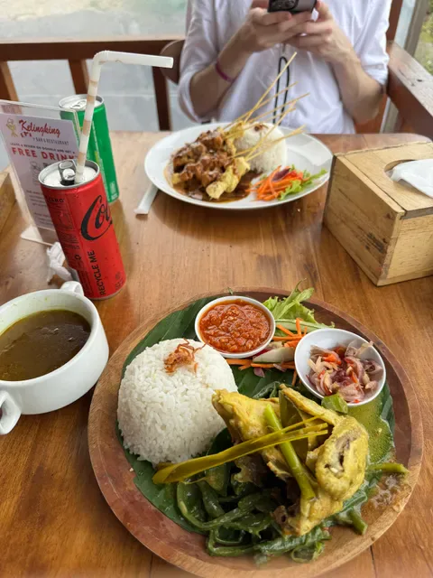 Kelingking Bar and Restaurant