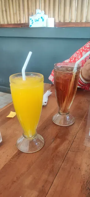 Kelingking Bar and Restaurant