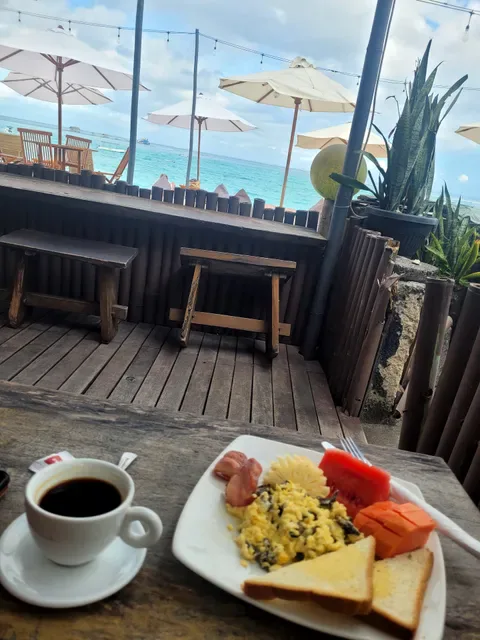 KENYA Lembongan