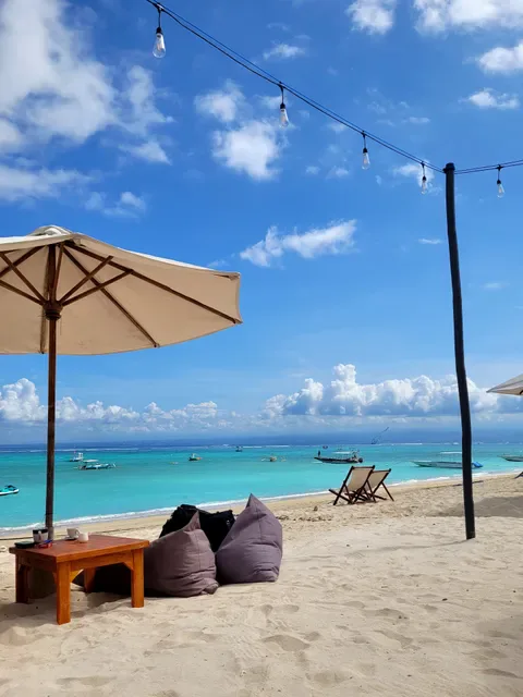 KENYA Lembongan