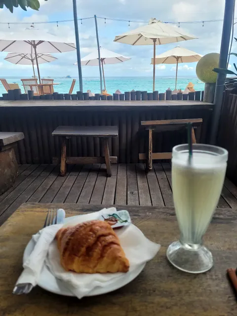 KENYA Lembongan