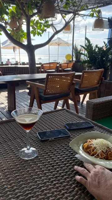 KENYA Lembongan