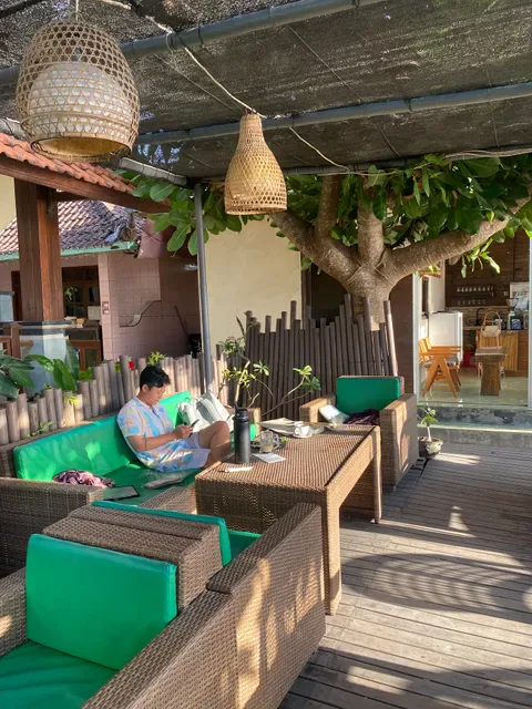 KENYA Lembongan