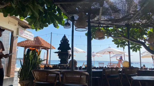 KENYA Lembongan