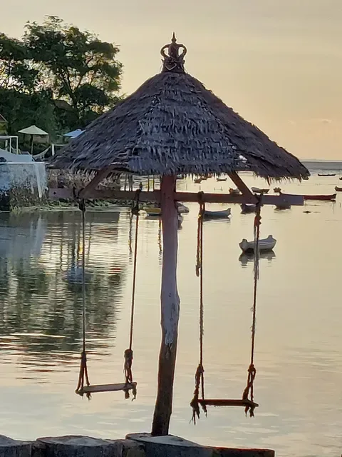 Kuun Sunset