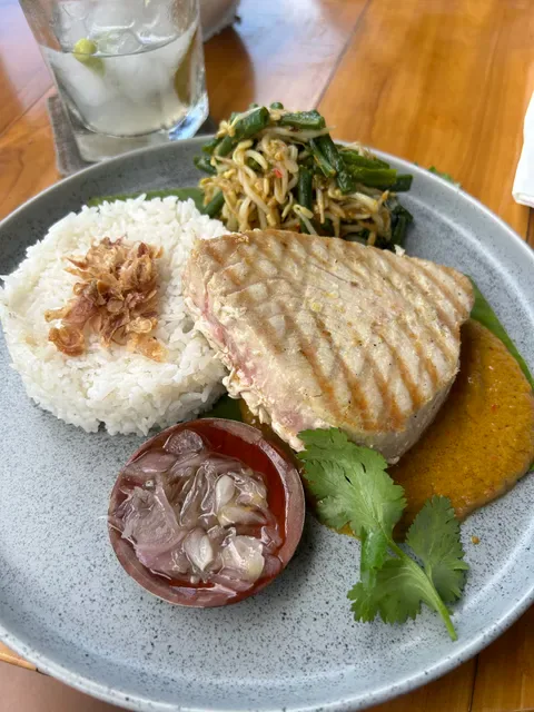 Stengbali restaurant Nusa Lembongan