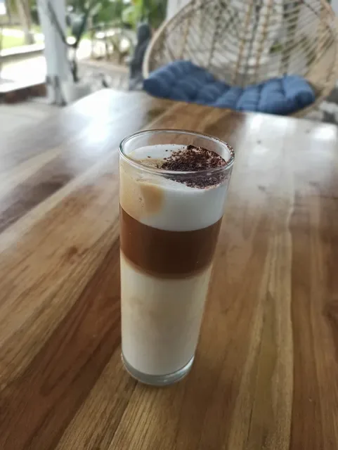 Lgood Bar And Grill Lembongan