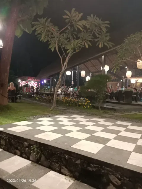 Lgood Bar And Grill Lembongan