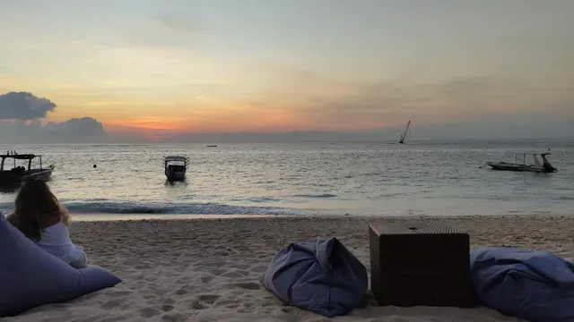 Linda Beach Hotel Bar & Restaurant