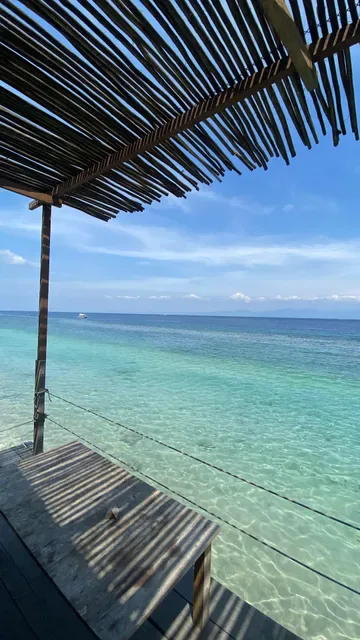 Lunak Café by The Sea