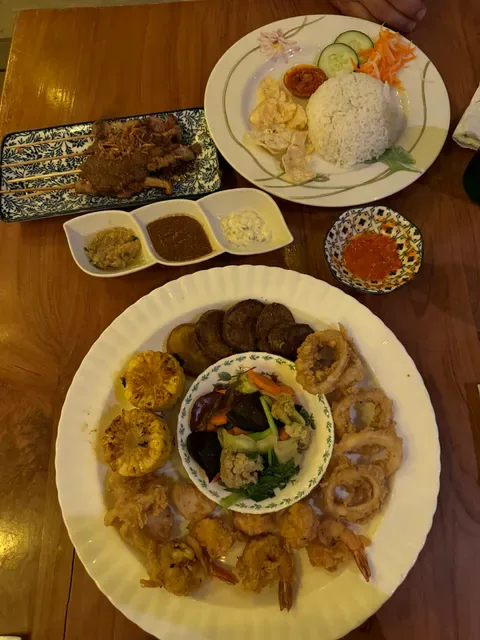 Mambo Beach Restaurant | Beach Bar & Cafe Nusa Penida
