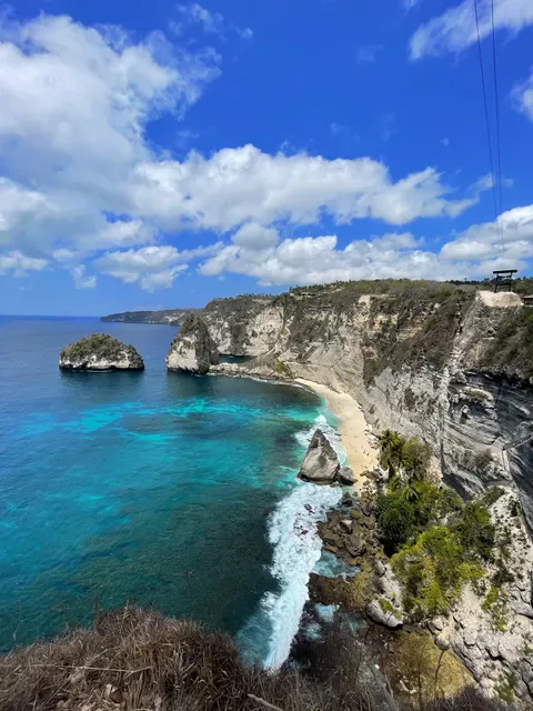 Mambo Beach Restaurant | Beach Bar & Cafe Nusa Penida