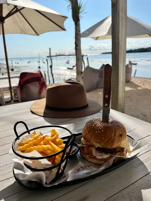 MyBeach Warung And Bar