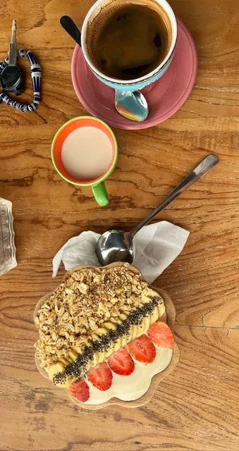 Next Level Cafe Ceningan