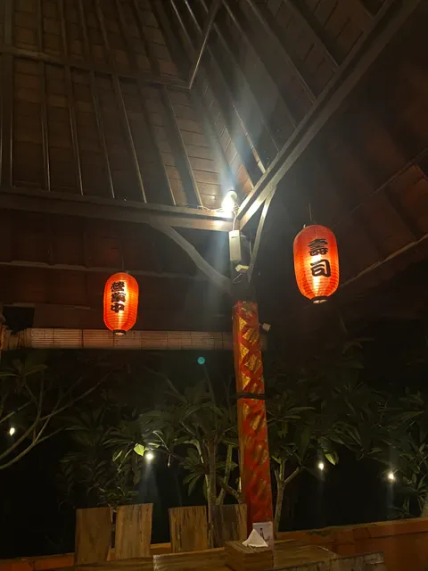 oishii bar & grill