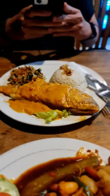 OREGANO WARUNG