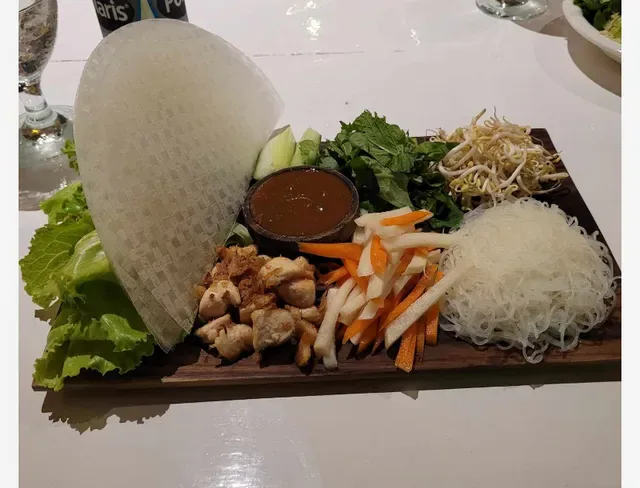 Papa Tarros Bar and Resto