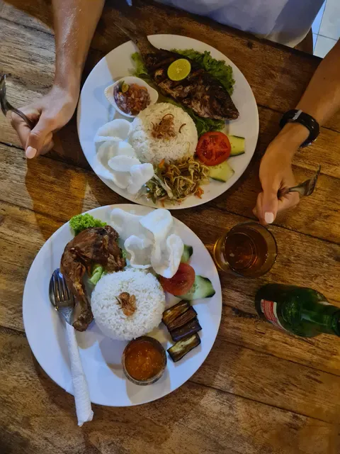 PAYODA WARUNG