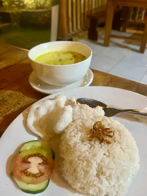 PAYODA WARUNG