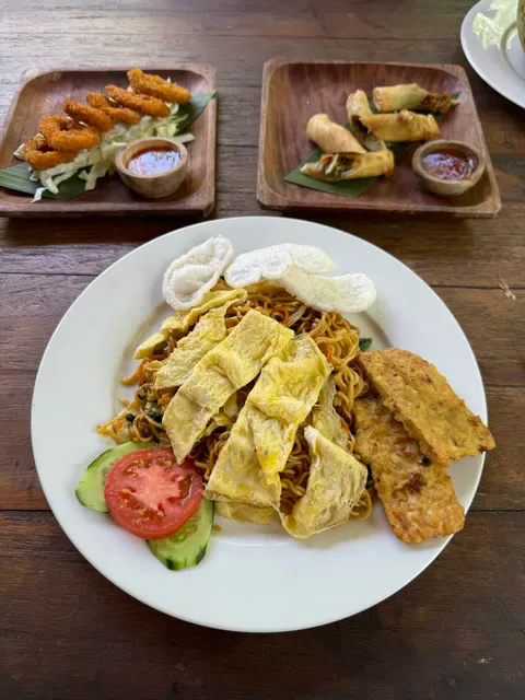 PAYODA WARUNG