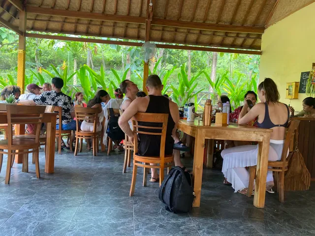 RESTO D'UMA Restaurant & Bar