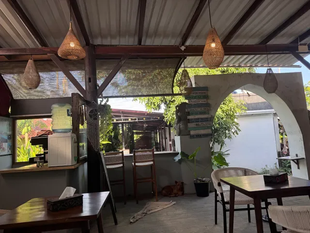 Rigils Lembongan Cafe, Bar & More