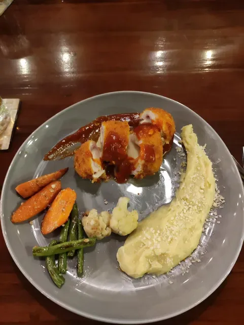 Sapodilla restaurant