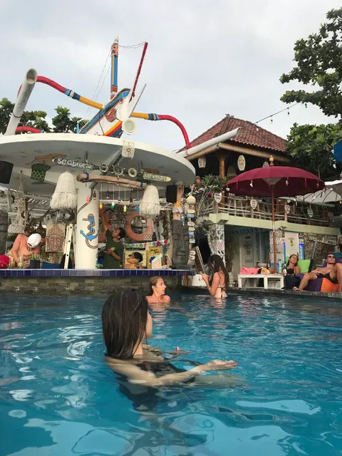 Sea Breeze Cafe Ceningan