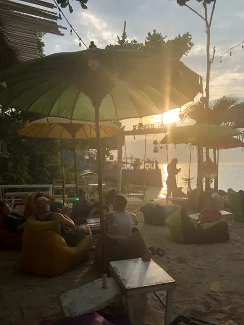 Sea Breeze Cafe Ceningan