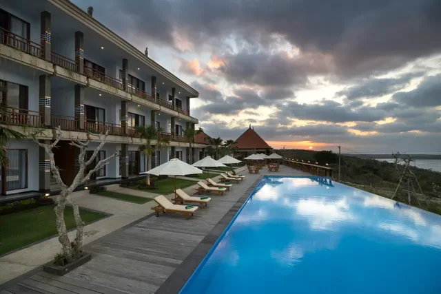 Semabu Hills Hotel Nusa Penida