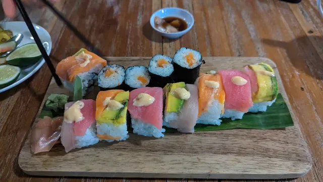 Siki poke house and sushi