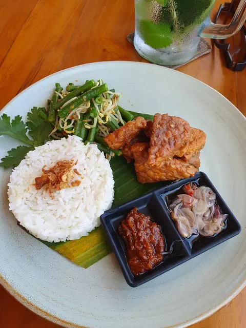 Stengbali restaurant Nusa Lembongan