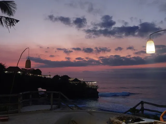 Suku Beach Club